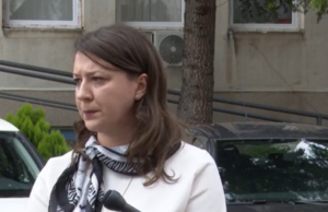 Договорите за вработување на Токсикологија се невалидни, бидејќи се потпишани само од еден директор