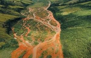 (ВИДЕО) Научниците дадоа објаснување за портокаловите реки на Алјаска