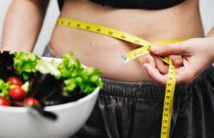 Овие пијалаци го забрзуваат варењето на храната, ефектот е рамен стомак