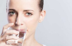 Ако пиеме повеќе вода ќе имаме поздраво тело!