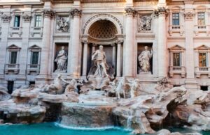 Рим сака да почне да наплатува влезници за „Фонтана ди треви“