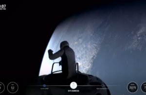 (ВИДЕО) Нов голем чекор за човештвото: Првите цивили во историјата направија вселенска прошетка