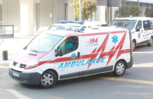 Русинка паднала и преживеала од висина од 17 метри во зграда во Белград