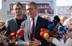 Мицкоски: Власта на СДСМ и ДУИ незаконски, па и со дронови ја следела ВМРО-ДПМНЕ, ќе има одговорност