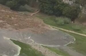 (Видео) Застрашувачки снимки од Шпанија: како изгледаше пристигнувањето на огромниот порој во шпанскиот град