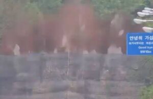 (Видео) Снимен моментот кога Северна Кореја ги разнесе патиштата што ја поврзуваат со Јужна