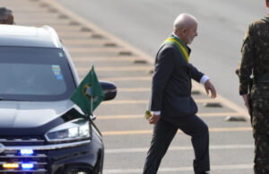 Бразилскиот претседател Лула е стабилен по повредата на главата