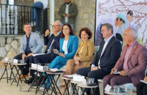 Сиљановска Давкова во Дихово: Руралните жени се хероини на кои треба да им се восхитуваме и да ги поддржуваме