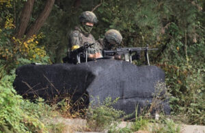 Украина: Русите ги фатија севернокорејските војници кои побегнаа од својата позиција во Курск