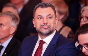 Шефот на дипломатијата на Босна и Херцеговина: Мора постојано да внимаваме на малигното руско влијание