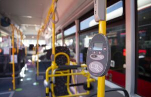 Малолетници се степале во автобус на ЈСП