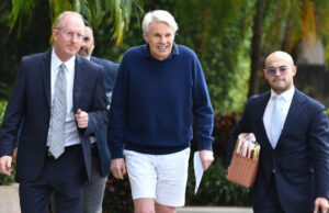 Скандал во САД: Поранешен директор на модна компанија уапсен поради проституција