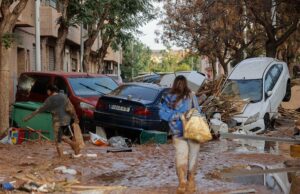 (Видео) „Беше како цунами“; „Не знам каде се нашите родители“: судот во Валенсија претворен во мртовечница