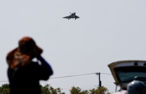 Тајван опкружен со рекорден број воени авиони, Кина одржува вежби