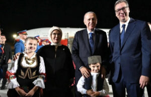 Вучиќ го пречека Ердоган на аеродромот: „Добредојдовте во Србија, драг пријателe“