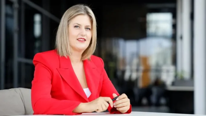 ministar-na-mickoski-advokat-shte-kaje-dali-sam-balgarka-az-ne-znam