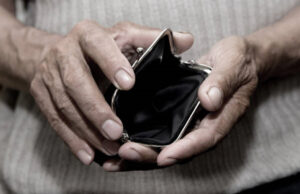 Околу 14.000 македонски граѓани останаа без денар вложувајќи пари преку Конти