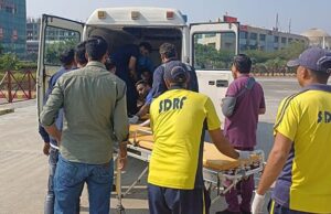 (Видео) Автобус падна во провалија во Индија, најмалку 36 загинати