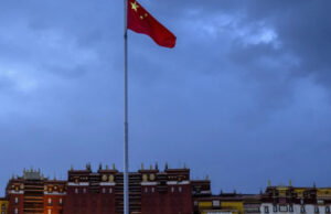 Меѓу жртвите во несреќата во Кина нема странски државјани кога возило налета на пешаци и уби 35 лица