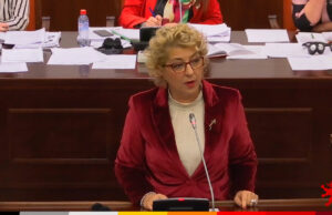 Ласовска: Пратениците од СДС забораваат дека додека беа на власт намерно во буџетот не предвидуваа средства за плати за Македонски шуми, Пошти и Водостопанство