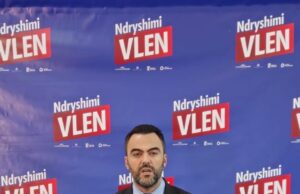 Албанците во администрацијата на Град Скопје под раководство на сателитите на ДУИ и Беџети се дискриминирани, велат од „Вреди“