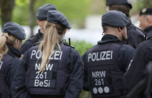 Во Германија уапсени осум члена на десничарска милитантна група: планирале бунт