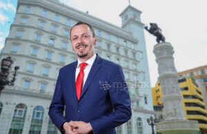 (Видео) Петрушевски: Клиниката за очни болести оштетена за 3.9 милиони од раководството од СДС и ДУИ