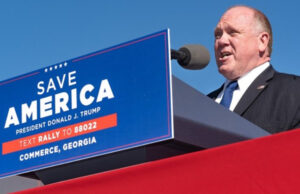 Трамп го назначи контроверзниот „цар на границата“ за шеф на имиграцијата и депортациите