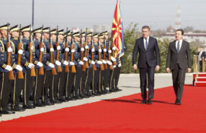 Мицкоски од Косово: Договоривме конкретни чекори, кои ќе придонесат за подобрување на транспортните и енергетските врски