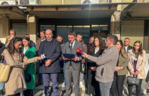 ДУИ: Министерот Фатмир Лимани ги блокира албанските општини од политички причини