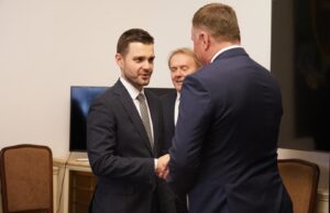 Работна посета на Муцунски во Прага: Разменети мислења за предизвиците на европскиот пат