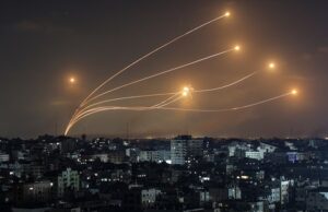 Израелски министер: Израел е поблиску од кога било до договор за прекин на огнот со Хезболах