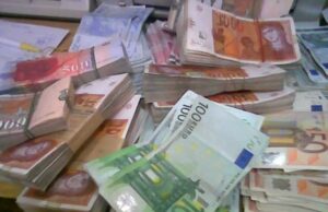 Инцидент во филијала за брзи кредити на Бит Пазар: маж со оружје се обидел за земе пари