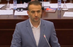 Стојаноски: Министерството за одбрана ќе ги награди припадниците на армијата кои беа вклучени во гаснењето на пожарите