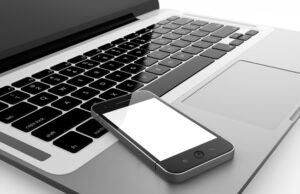 Закани од лажен профил пријавила новинарка од Скопје