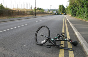 Малолетник тешко повреден по удар од возило кое го управувало друго малолетно лице