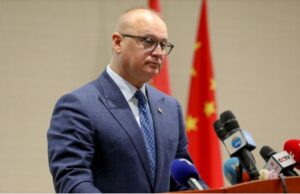 Весиќ објави: Оставката е поднесена