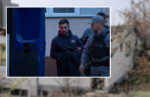 Бектеши со лисици на рацете однесен од полициската станица во Карпош пред судот во Кочани