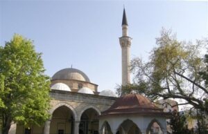 Семејствата на повредените од трагедијата во Кочани, кои се наоѓаат во Скопје, се поканети на ифтарска вечера во паркот во Чаир