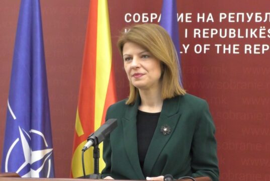 Неизвесност, страв и отпуштања за наставниците: Лукаревска за образовните реформи