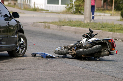 BCN-Clermont-Ways-That-a-Motorcycle-Accident-Legally-Differs-From-a-Car-Crash-JUN-1-e1690886854799