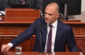 ВМРО-ДПМНЕ: Дали Филипче сака власт за да ја имплементира неговата разработена шема – евро за Вицето?