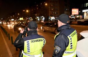 Тошковски: Припадниците на МВР денеска примија плата зголемена за 10 отсто