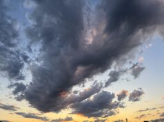 Утре променливо облачно со сончеви периоди, во вечерните часови ќе има повремени локални врнежи од дожд