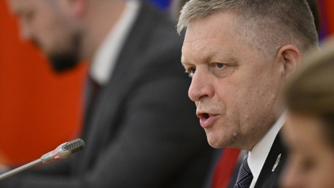 677z381_13030361-robert-fico