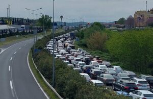 Гужва на граничните премини Богородица и Дојран