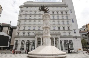 ВМРО-ДПМНЕ: Аудито Q8 на Филипче кое го возеше и во предизборната кампања е купено од фирмата која продавала 3 пати поскап јаглен на ЕСМ