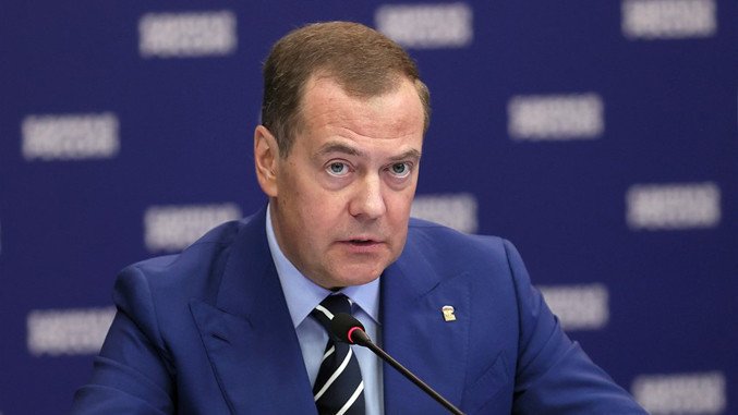 677z381_677z381_677z381_11258657-medvedev