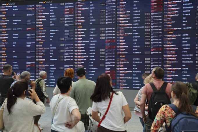 rusija-aerodrom-dronovi-EPA