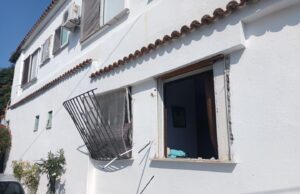 Плинска боца експлодира во стан на српски туристи во Грција, има повредени